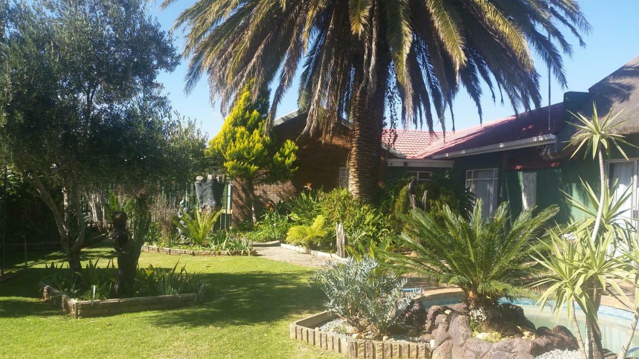 African Elephant'S Den Klerksdorp Exterior photo