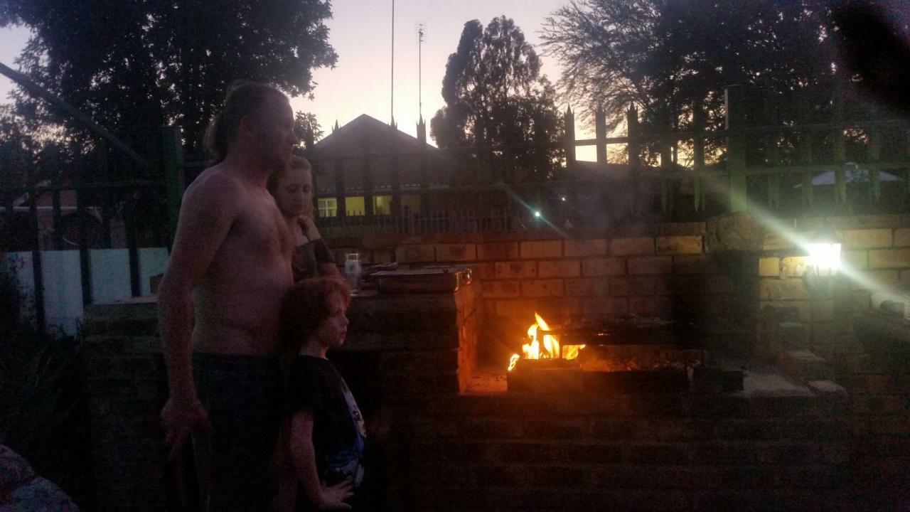 African Elephant'S Den Klerksdorp Exterior photo